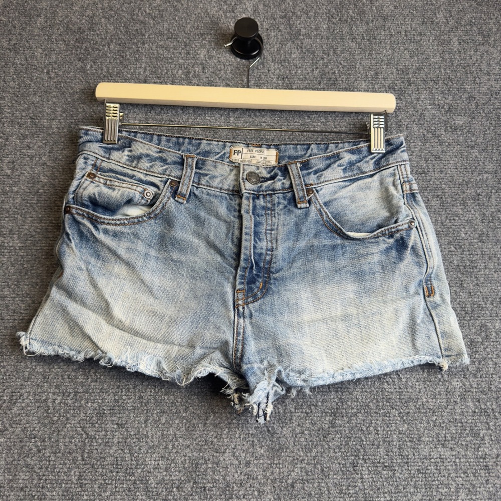 Free People Denim Shorts Womens 26 Blue Raw Hem Distressed Boho Summer